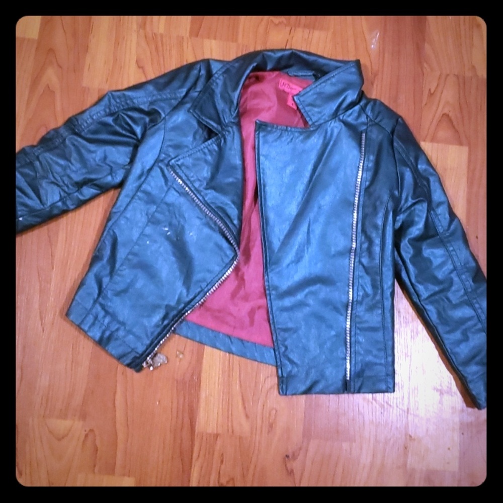 Besty johnson jacket for todlers